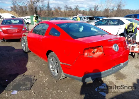 2012 Ford Mustang V6 Premium z USA, uszkodzony, nr VIN 1ZVBP8AM3C5211170